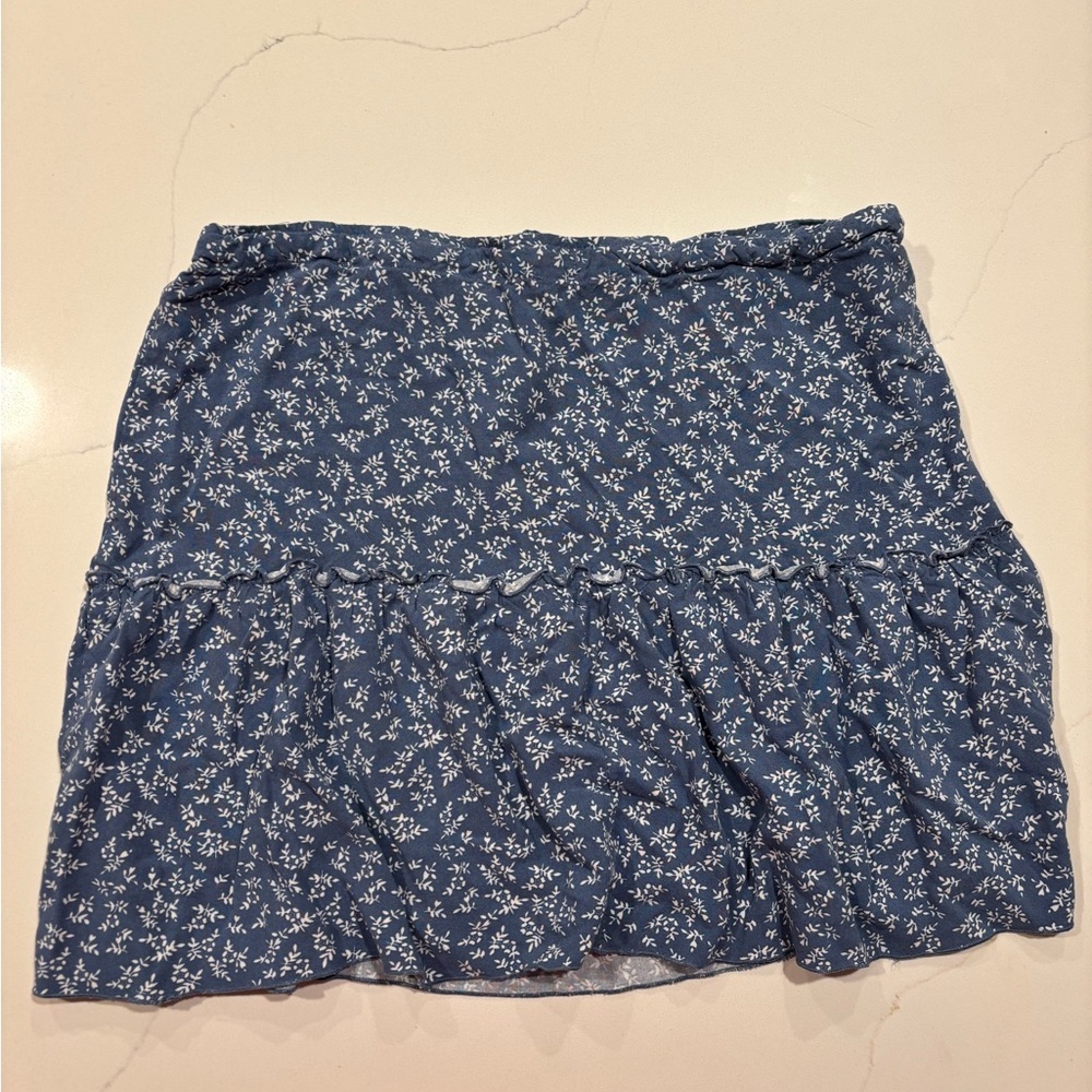 Brandy Melville Navy & White Floral Skirt​